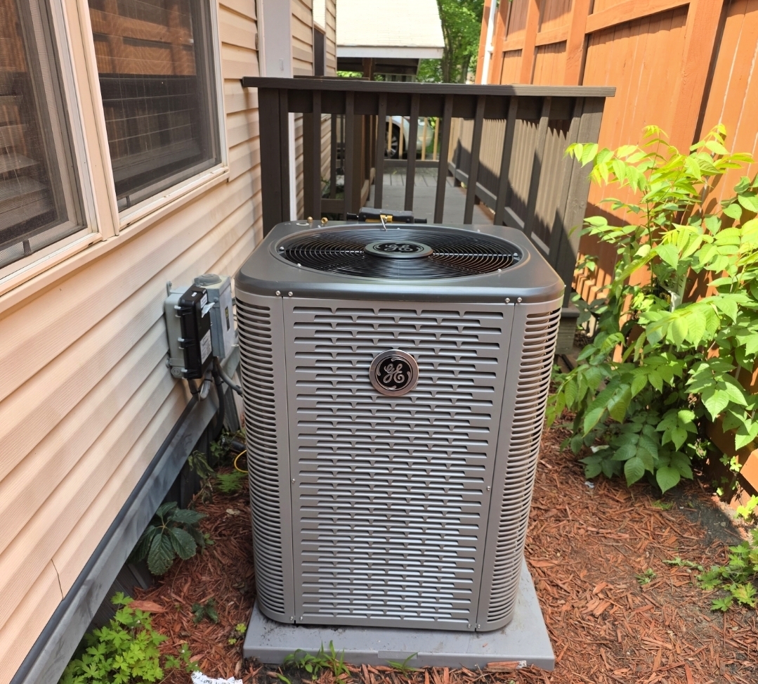 New GE air conditioner installed by 507 Air Heating & Cooling